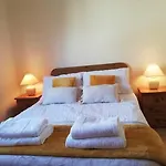 Дом отдыха Cozy 6 Bedroom House With Spectacular Views Белмаллет