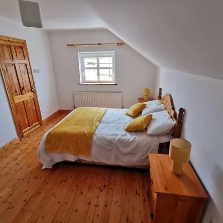 Cozy 6 Bedroom House With Spectacular Views Feriehus