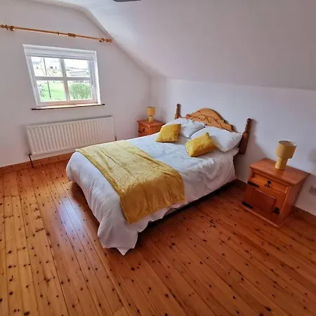 Cozy 6 Bedroom House With Spectacular Views * Belmullet