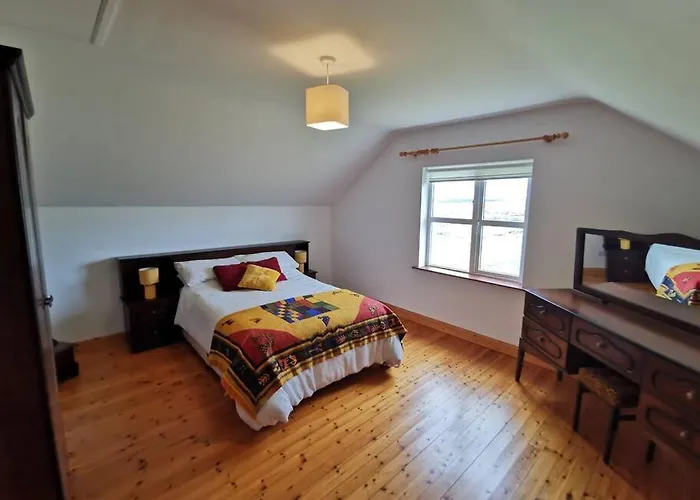 Cozy 6 Bedroom House With Spectacular Views Prázdninový dům *