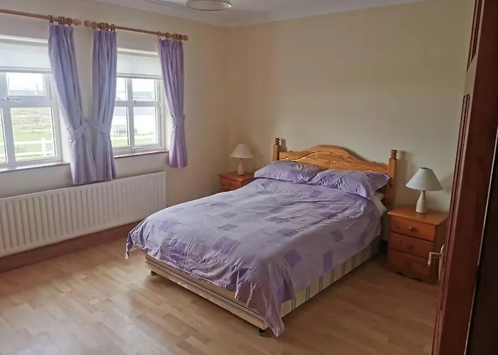 Cozy 6 Bedroom House With Spectacular Views Prázdninový dům *